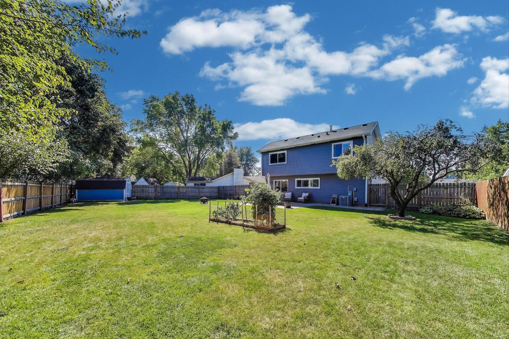 3114 Timber Hill Lane, Aurora, IL 60504