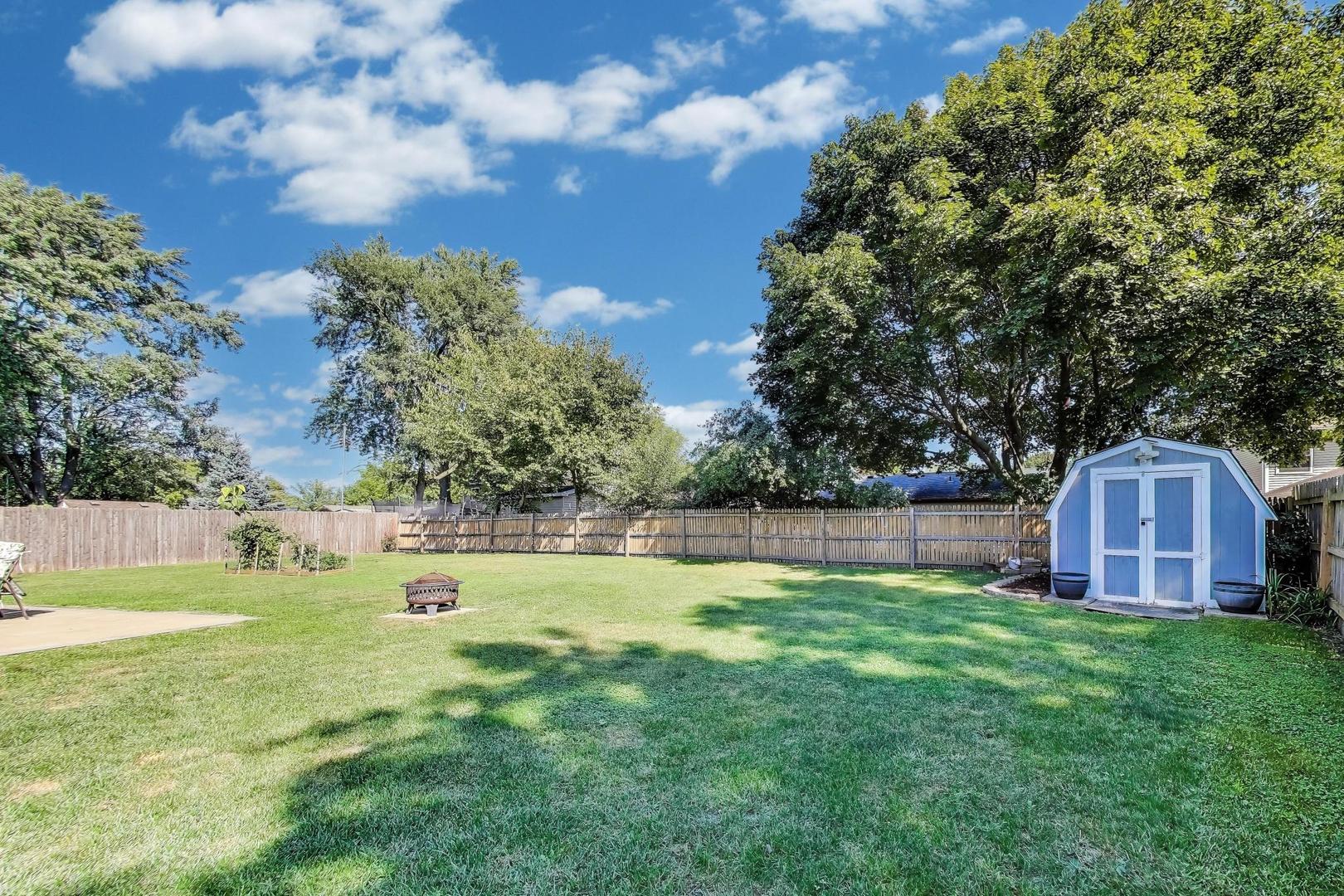 3114 Timber Hill Lane, Aurora, IL 60504