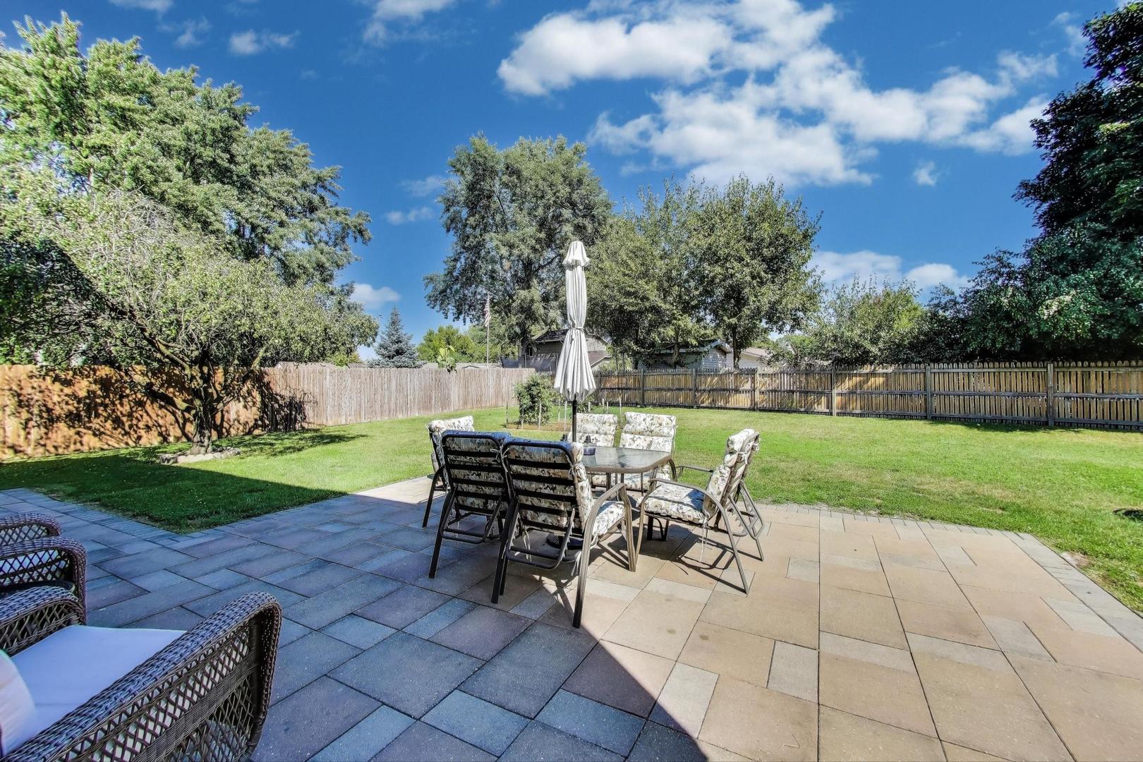 3114 Timber Hill Lane, Aurora, IL 60504