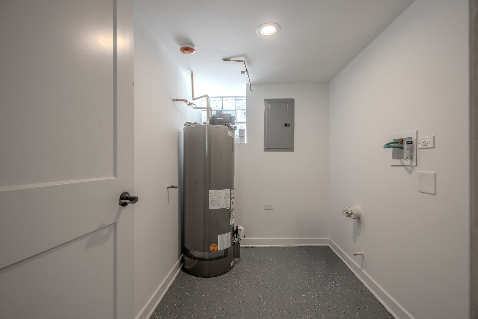 5927 W Erie Street, Chicago, IL 60644