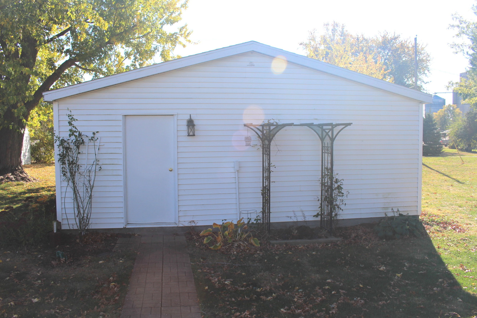 215 North Street, Weldon, IL 61882