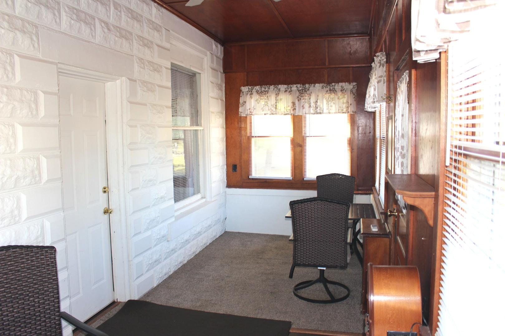 215 North Street, Weldon, IL 61882