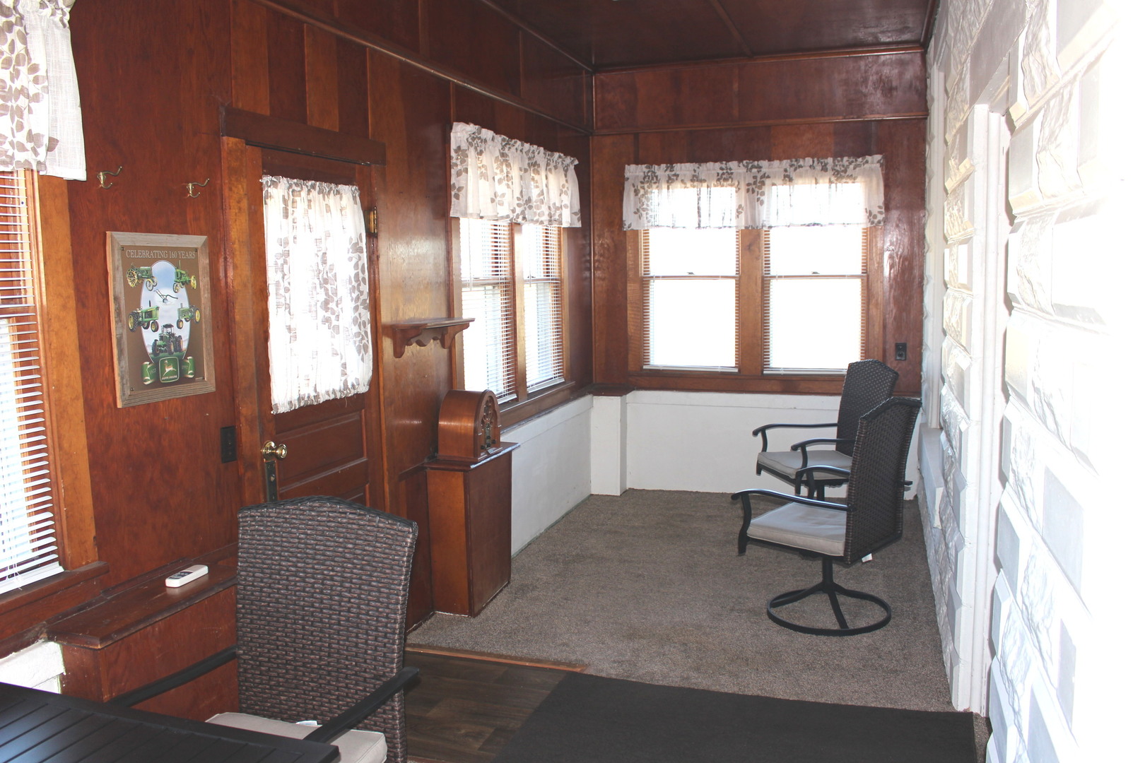 215 North Street, Weldon, IL 61882