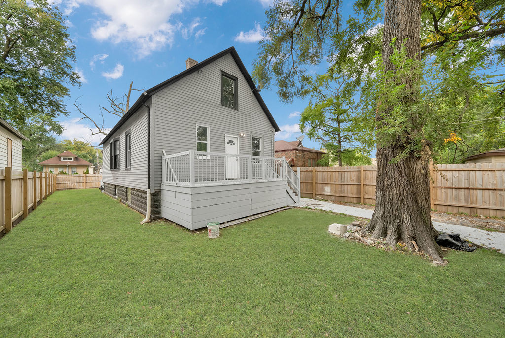 11921 S Wentworth Avenue, Chicago, IL 60628