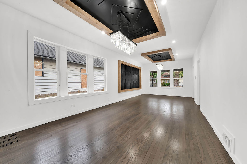 11921 S Wentworth Avenue, Chicago, IL 60628