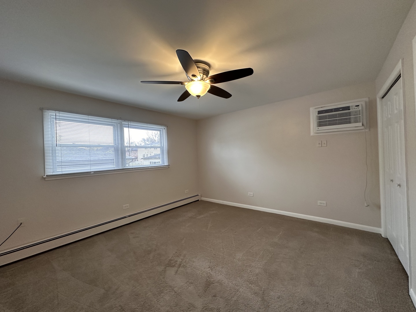 4525 Elm Avenue #2B, Brookfield, IL 60513