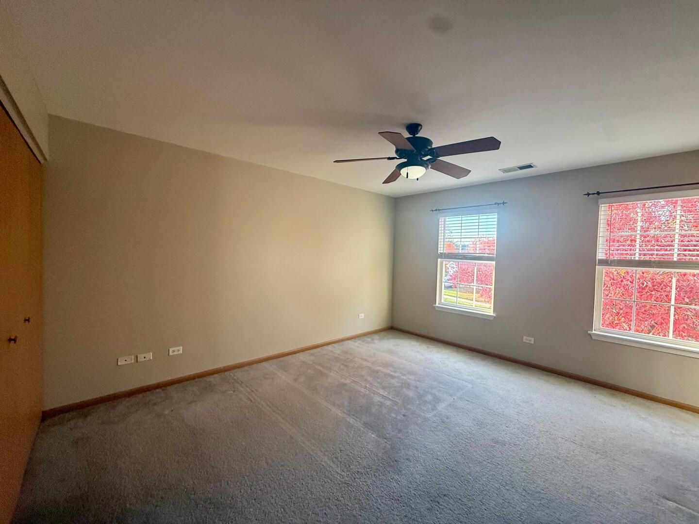 2477 Smithfield Court, Aurora, IL 60503