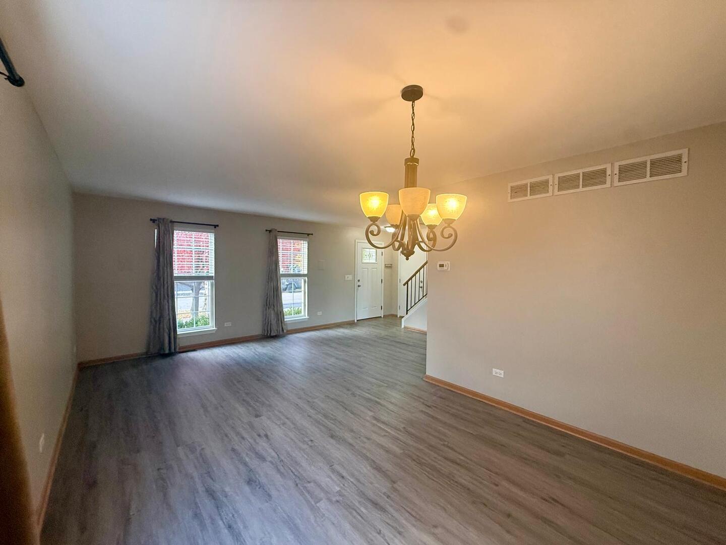 2477 Smithfield Court, Aurora, IL 60503