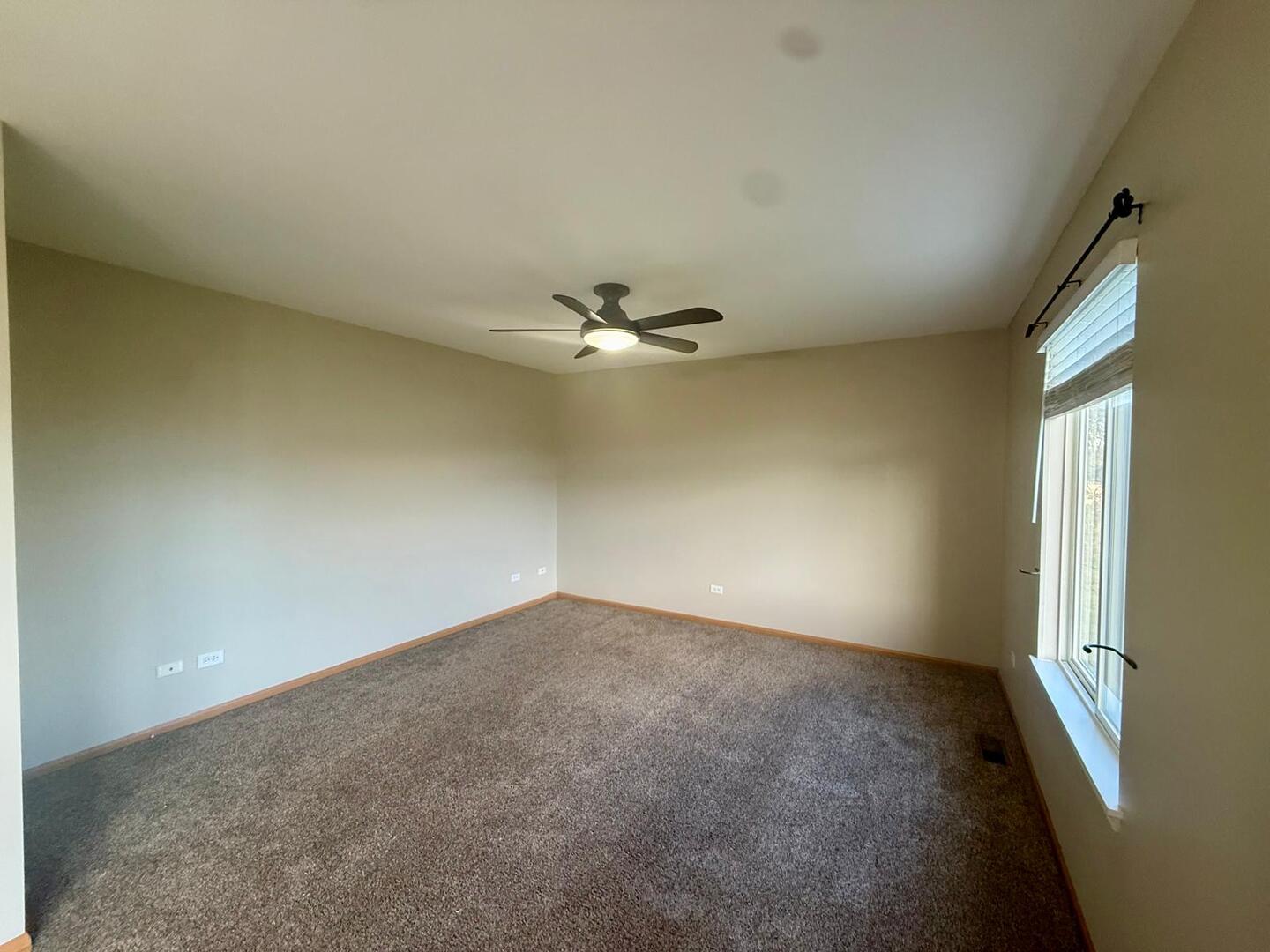 2477 Smithfield Court, Aurora, IL 60503