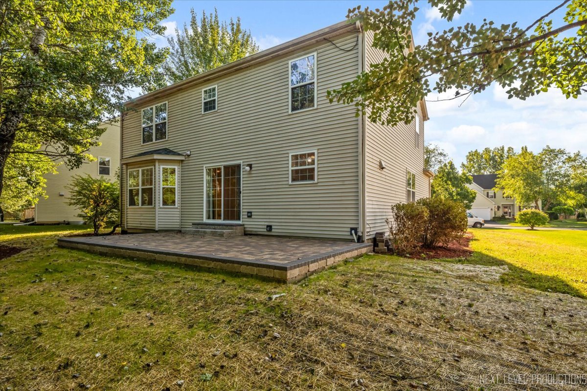 438 W Meadow Mist Lane, Round Lake, IL 60073