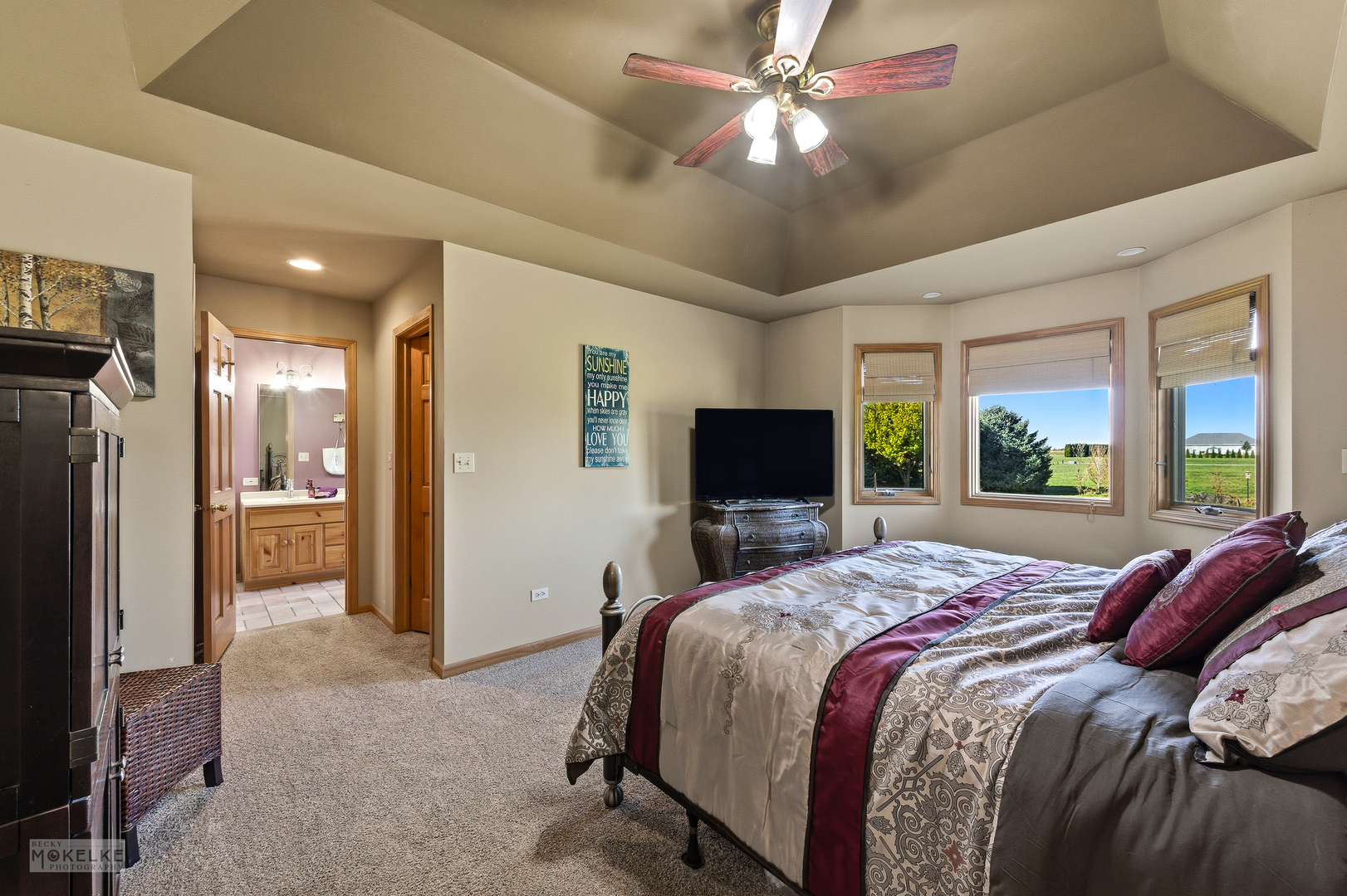 2427 N 42nd Road, Sheridan, IL 60551