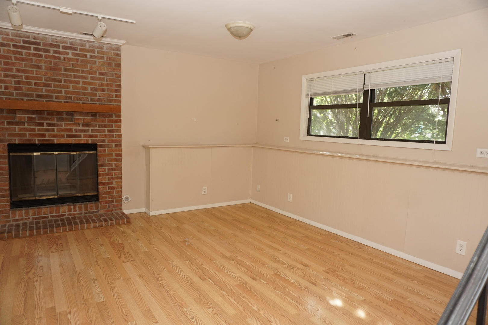 3055 Timber Hill Lane, Aurora, IL 60504