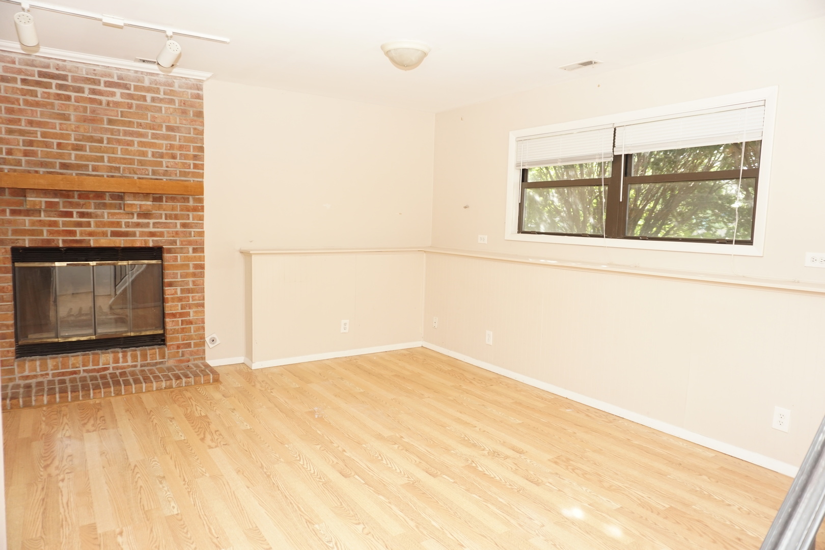 3055 Timber Hill Lane, Aurora, IL 60504