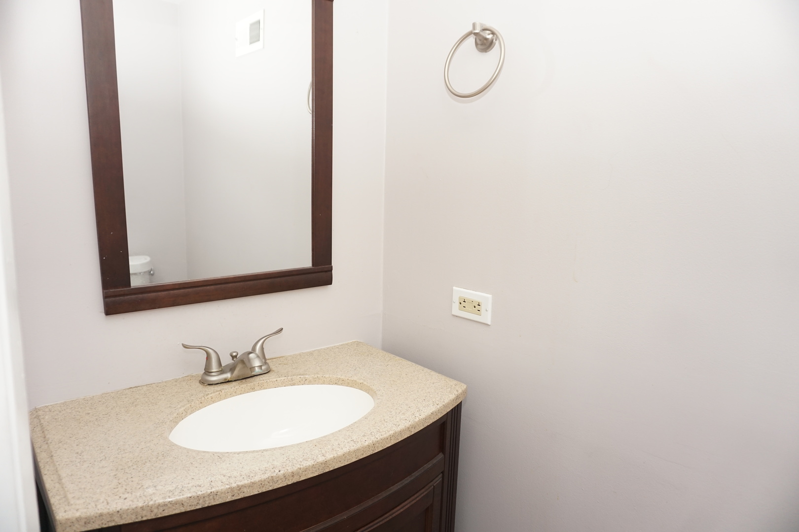 3055 Timber Hill Lane, Aurora, IL 60504