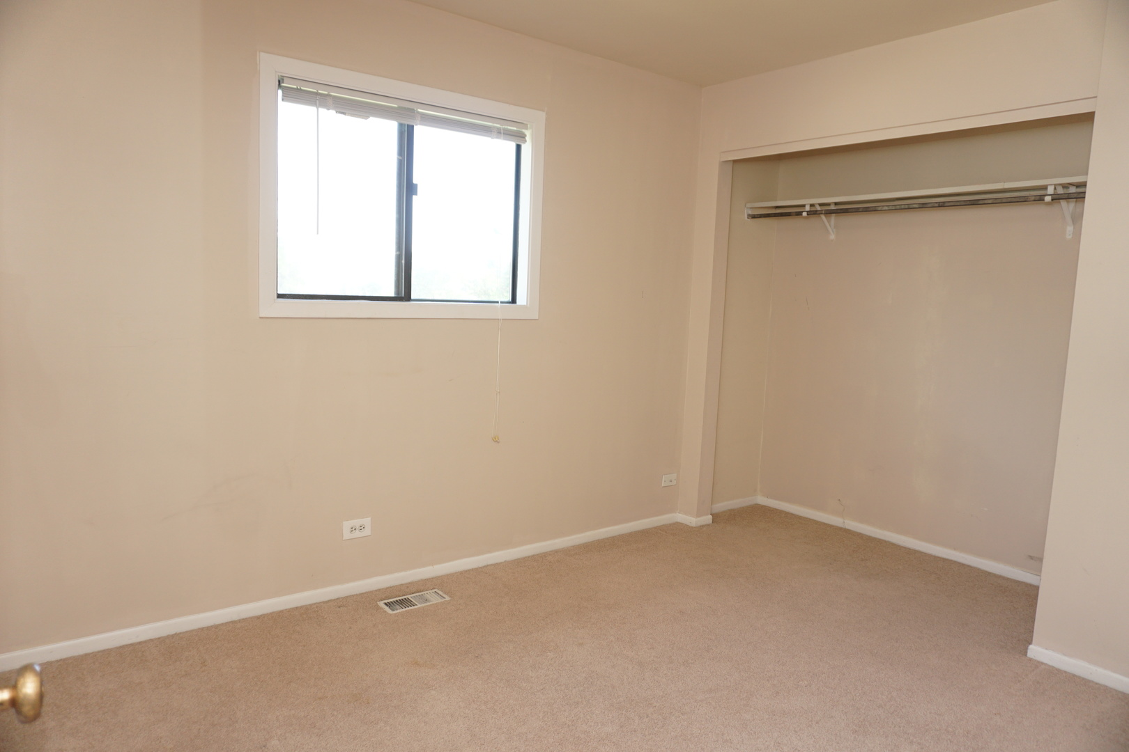 3055 Timber Hill Lane, Aurora, IL 60504