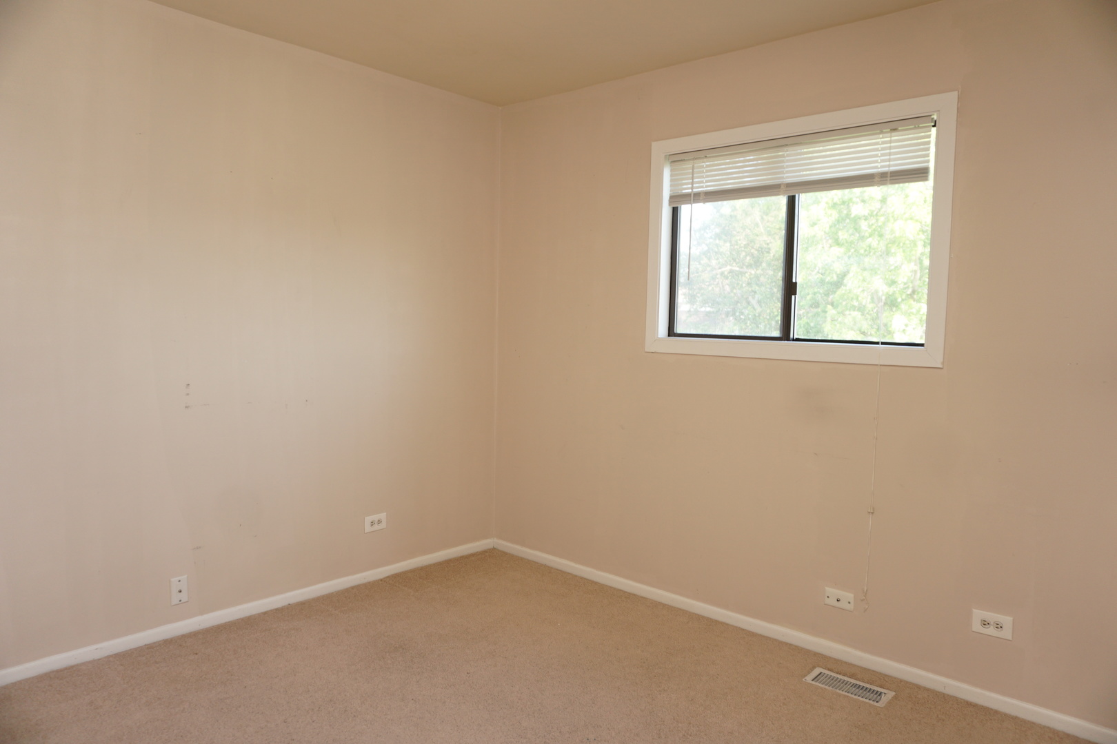 3055 Timber Hill Lane, Aurora, IL 60504