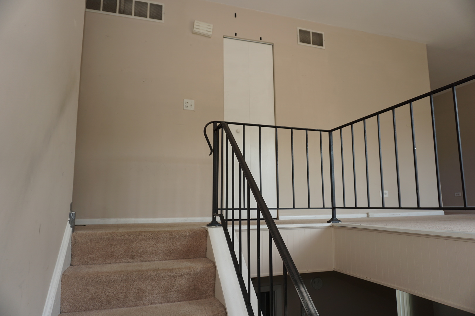 3055 Timber Hill Lane, Aurora, IL 60504