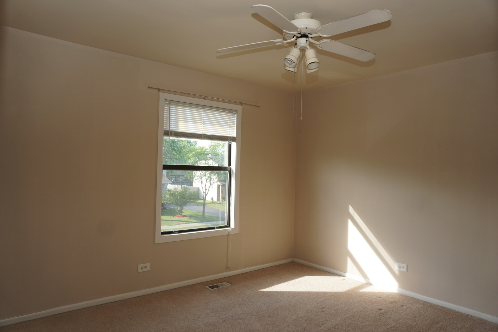 3055 Timber Hill Lane, Aurora, IL 60504