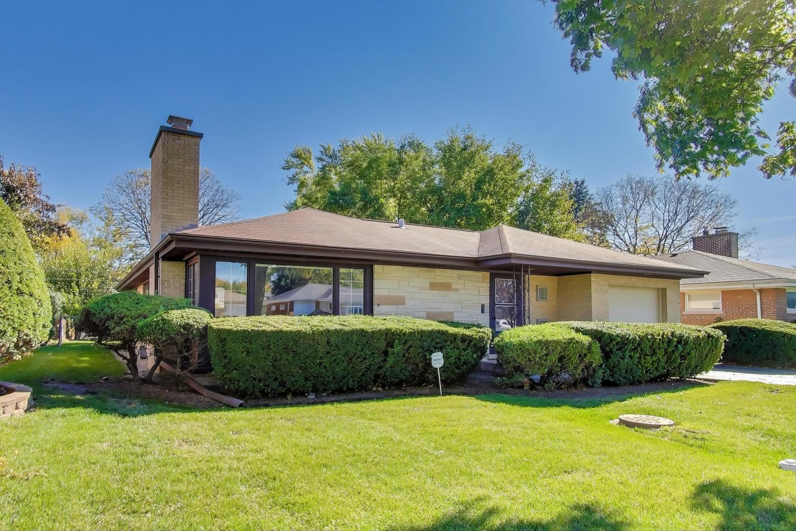 913 S Na Wa Ta Avenue, Mount Prospect, IL 60056