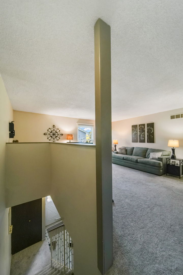 5208 Woodland Drive #A, Oak Forest, IL 60452