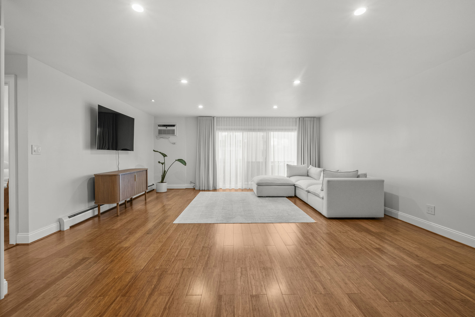 8005 Oconnor Drive #3E, River Grove, IL 60171