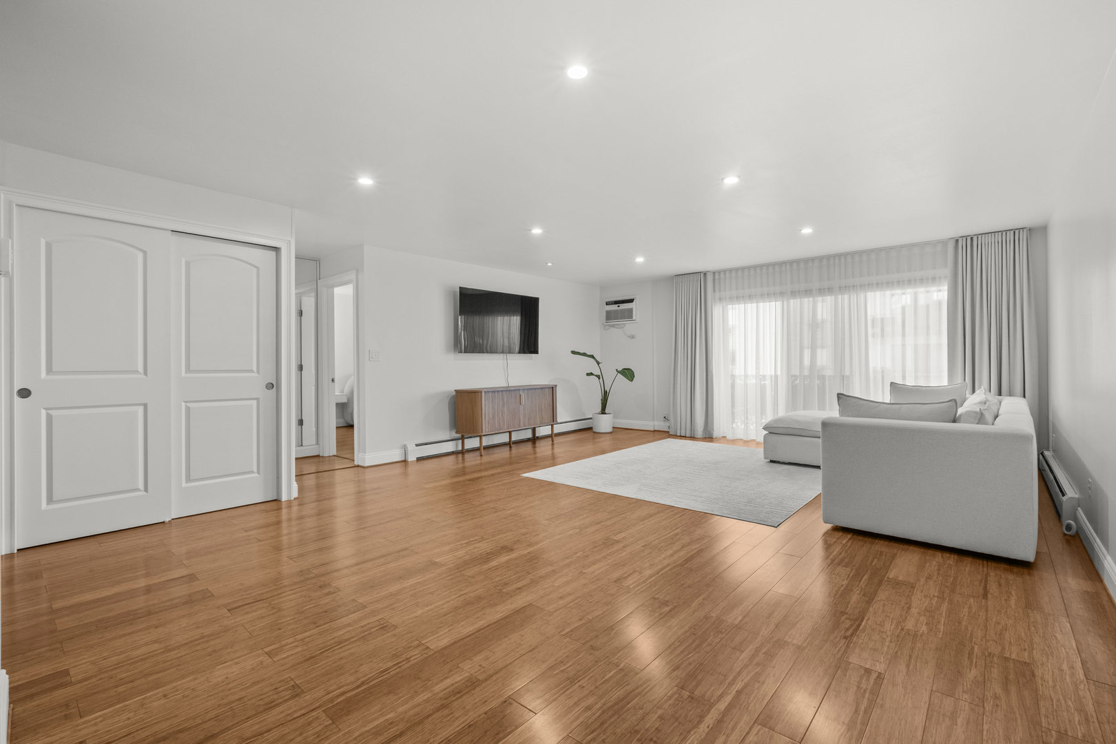 8005 Oconnor Drive #3E, River Grove, IL 60171