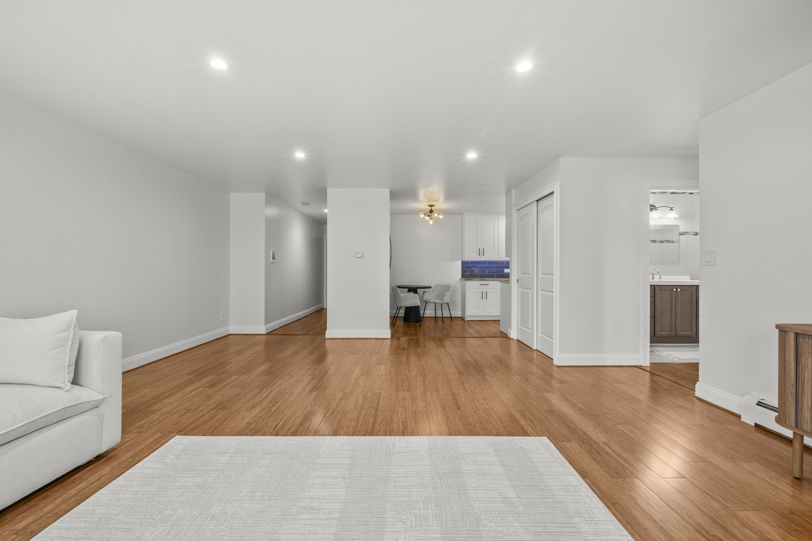 8005 Oconnor Drive #3E, River Grove, IL 60171