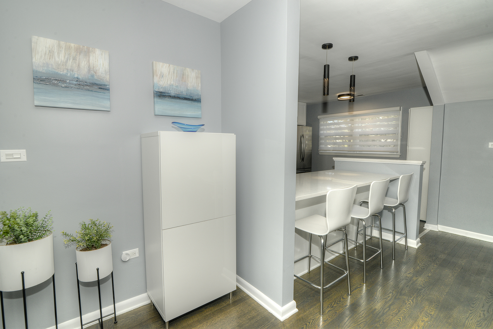 284 E Jefferson Street, Bensenville, IL 60106