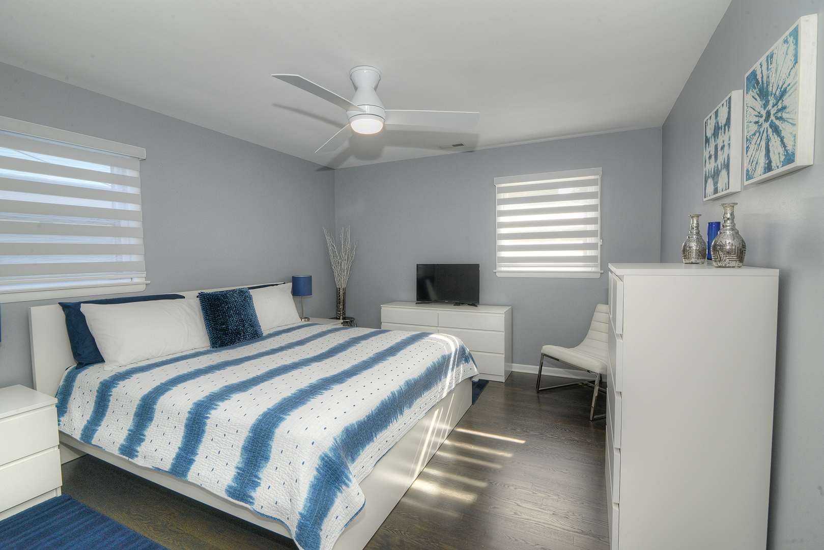 284 E Jefferson Street, Bensenville, IL 60106