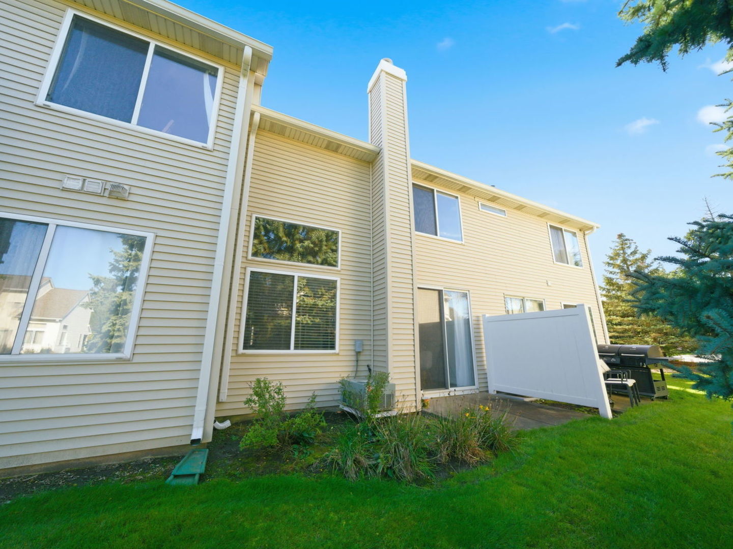 2963 Waters Edge Circle #14-C, Aurora, IL 60504