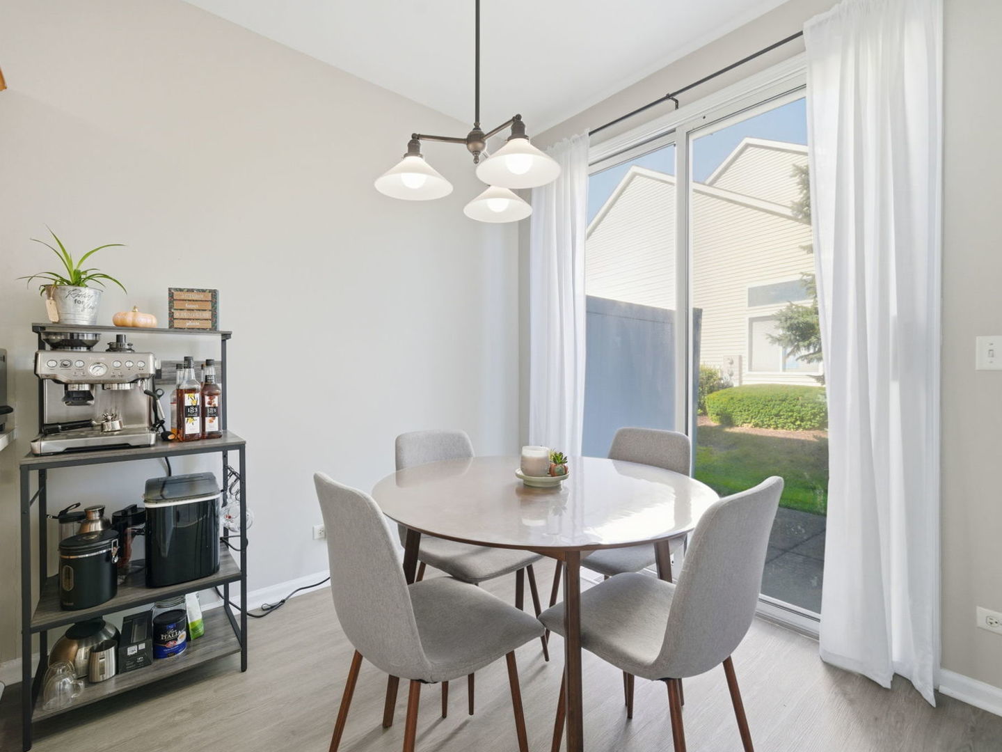 2963 Waters Edge Circle #14-C, Aurora, IL 60504