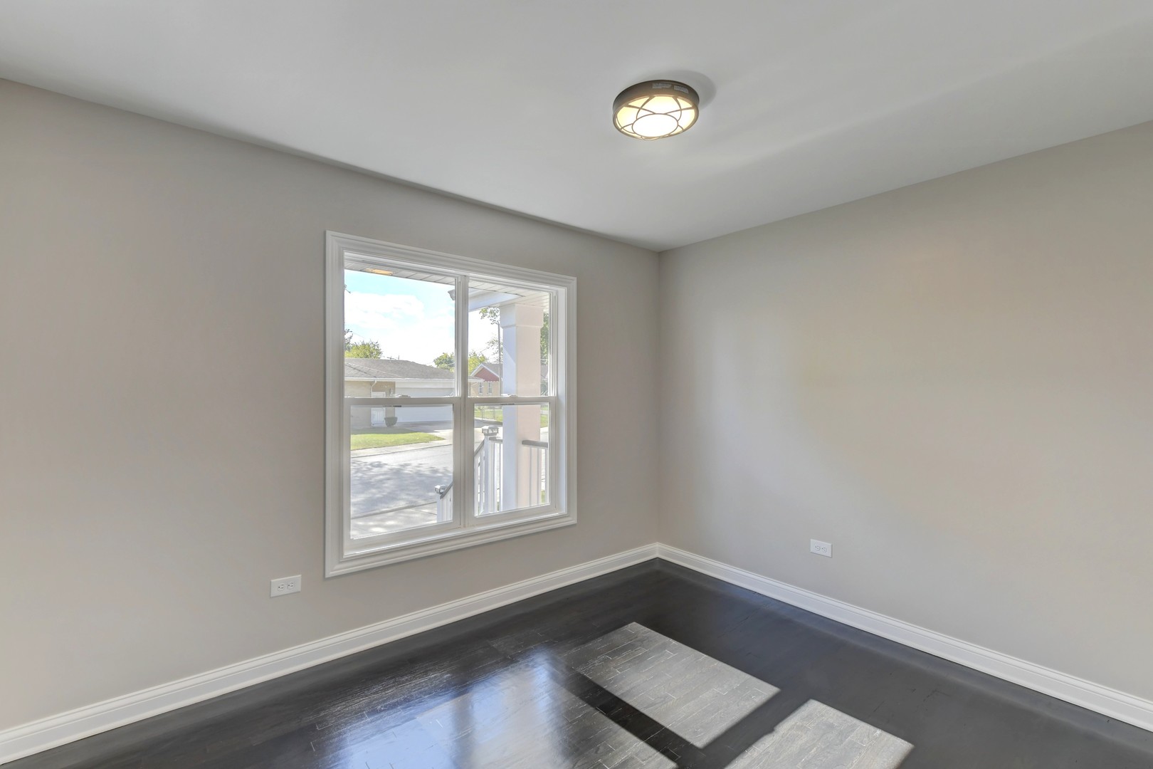 1014 E 163rd Street, South Holland, IL 60473