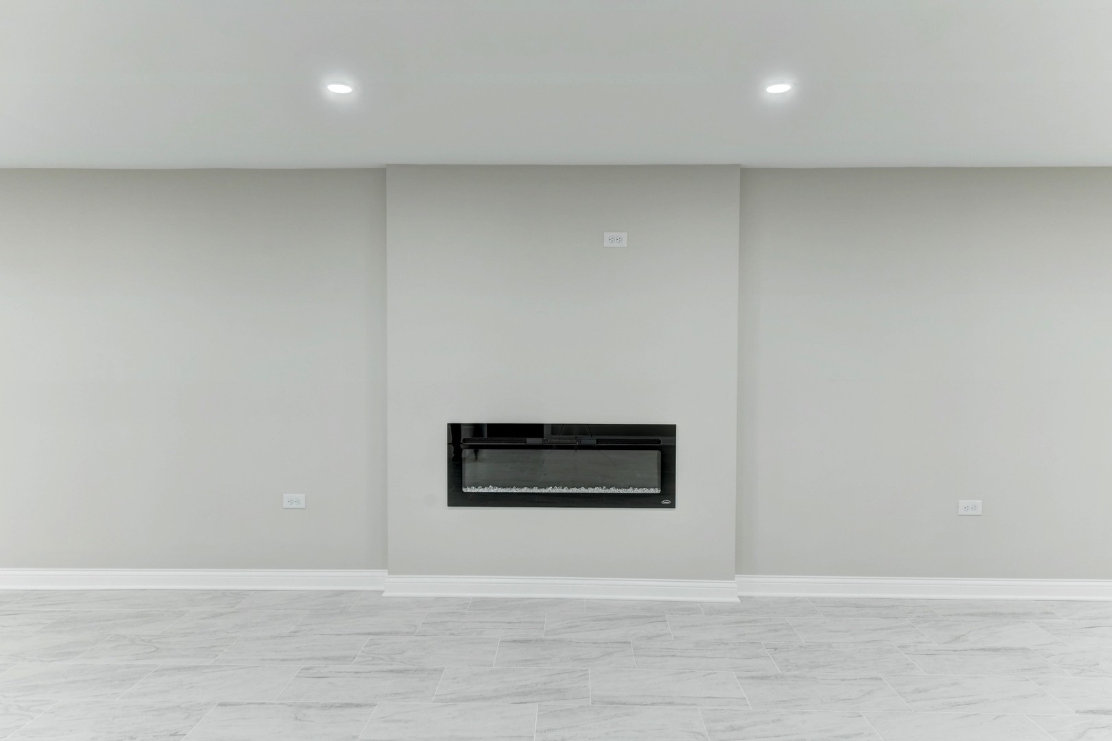 1014 E 163rd Street, South Holland, IL 60473