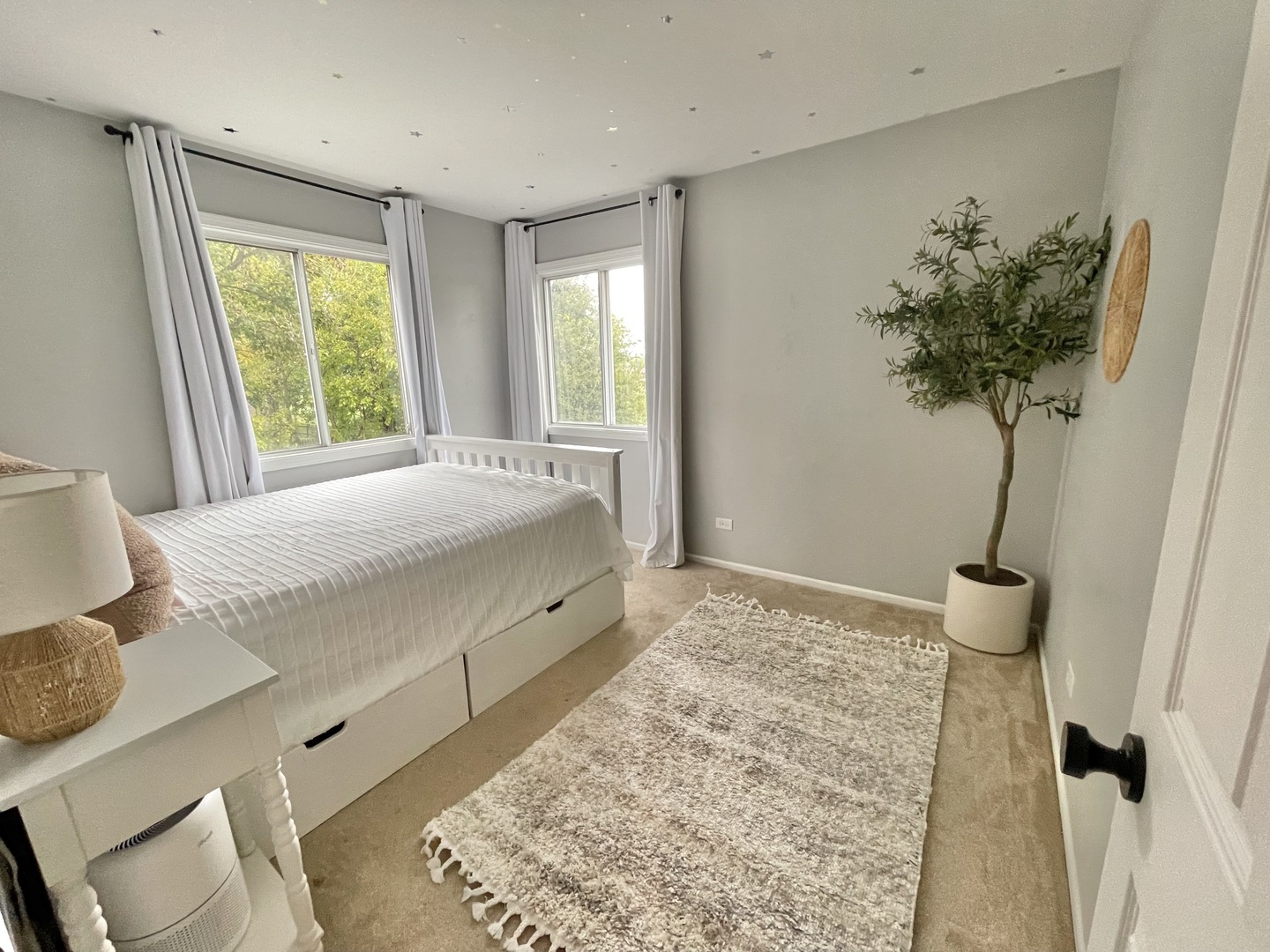 240 Westbrook Circle, Naperville, IL 60565