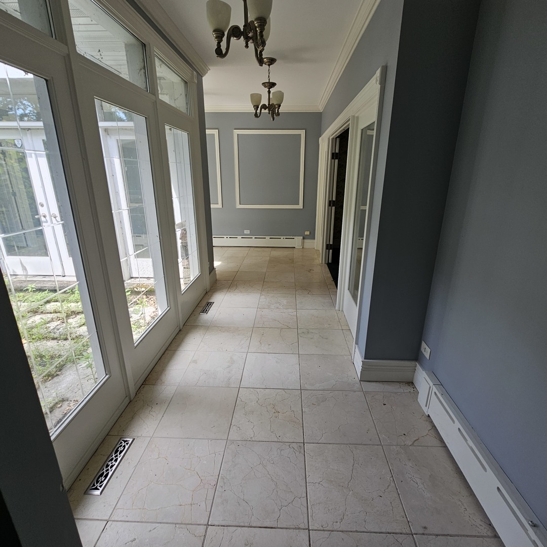 13616 Route 176, Woodstock, IL 60098