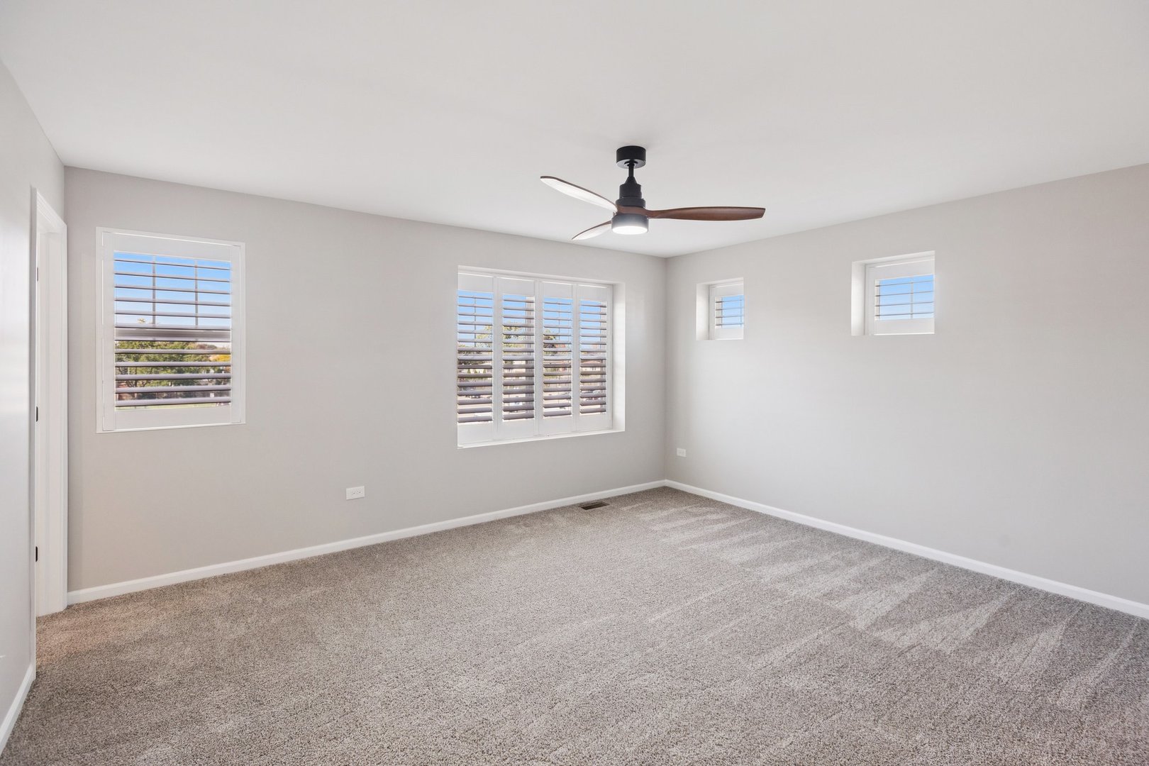 1533 Executive Way, Des Plaines, IL 60018