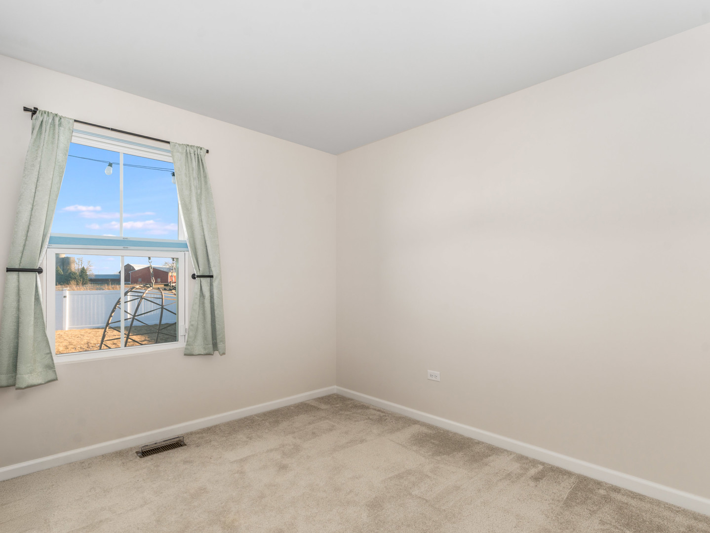 420 Monterey Street, Yorkville, IL 60560