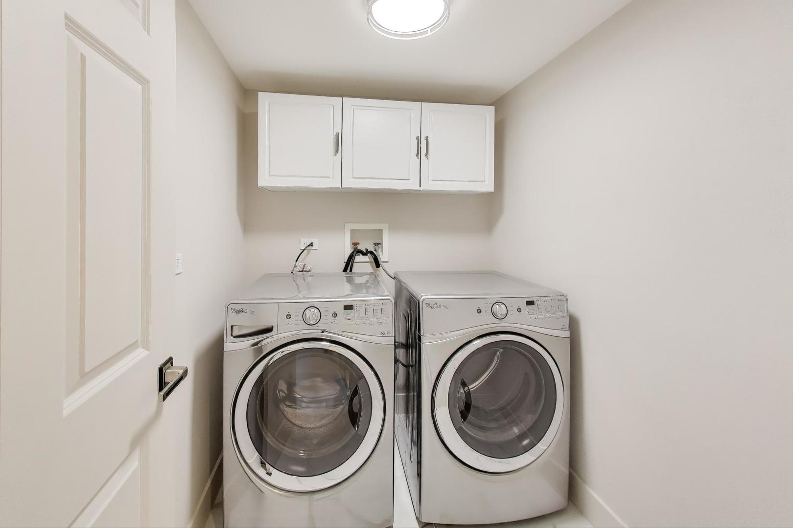 6815 N Milwaukee Avenue #506, Niles, IL 60714