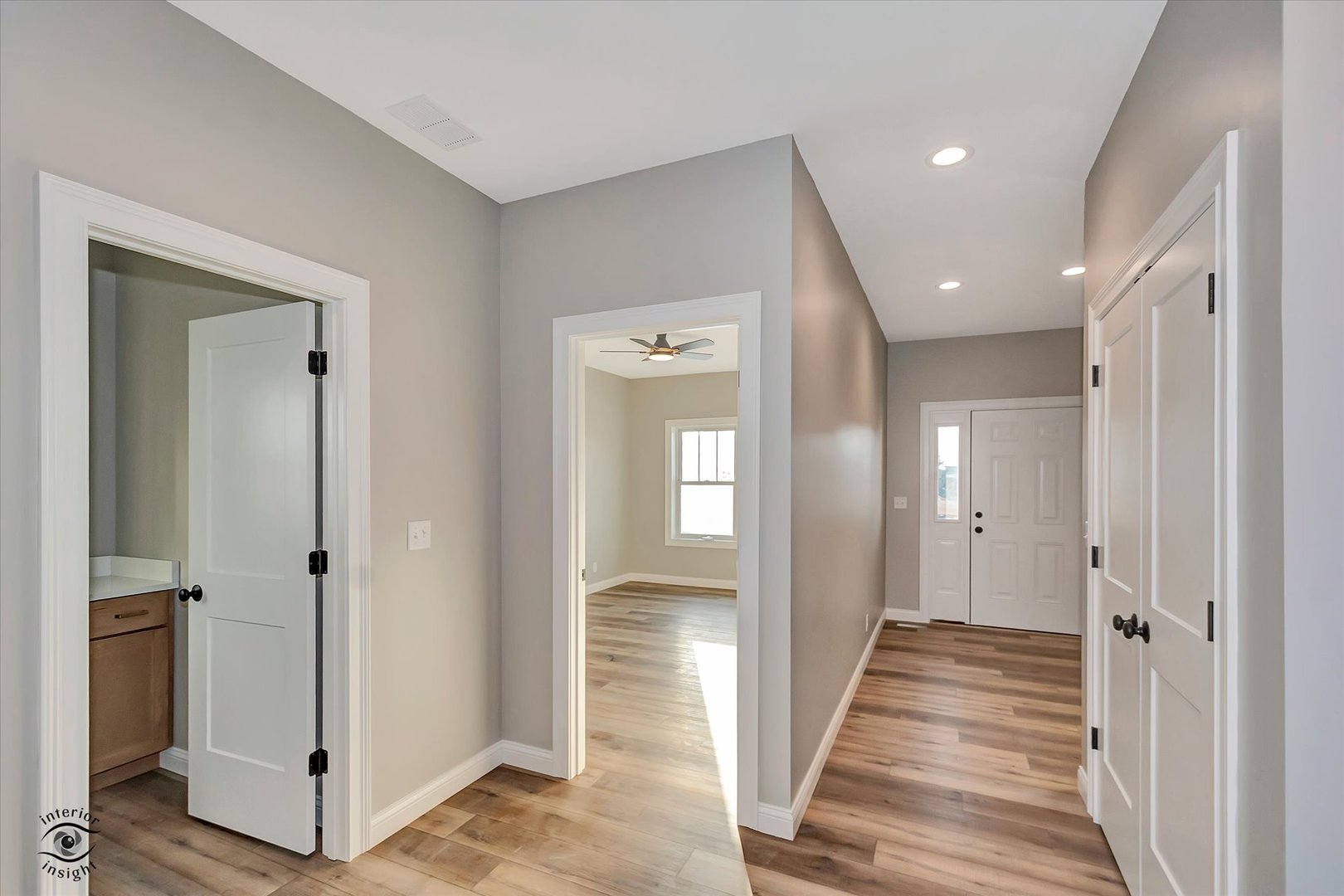 1175 S. Farmstone Drive, Diamond, IL 60416