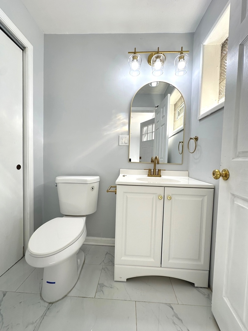 14737 Kimbark Avenue, Dolton, IL 60419