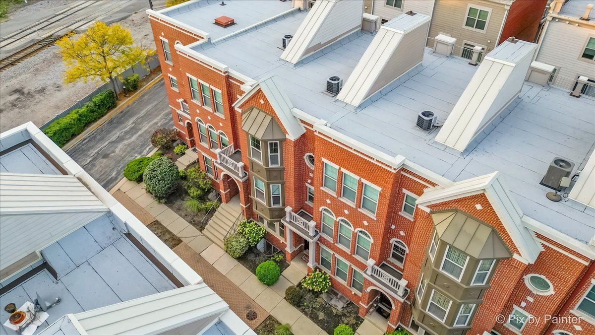 307 Narragansett Avenue, Morton Grove, IL 60053