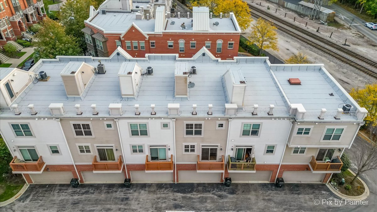 307 Narragansett Avenue, Morton Grove, IL 60053