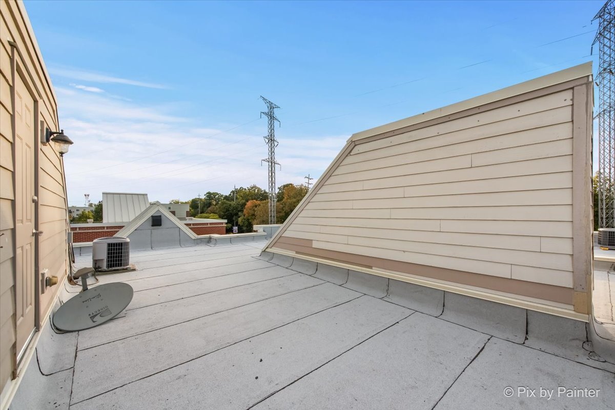 307 Narragansett Avenue, Morton Grove, IL 60053