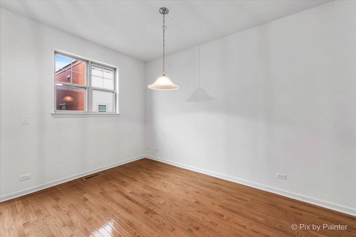 307 Narragansett Avenue, Morton Grove, IL 60053