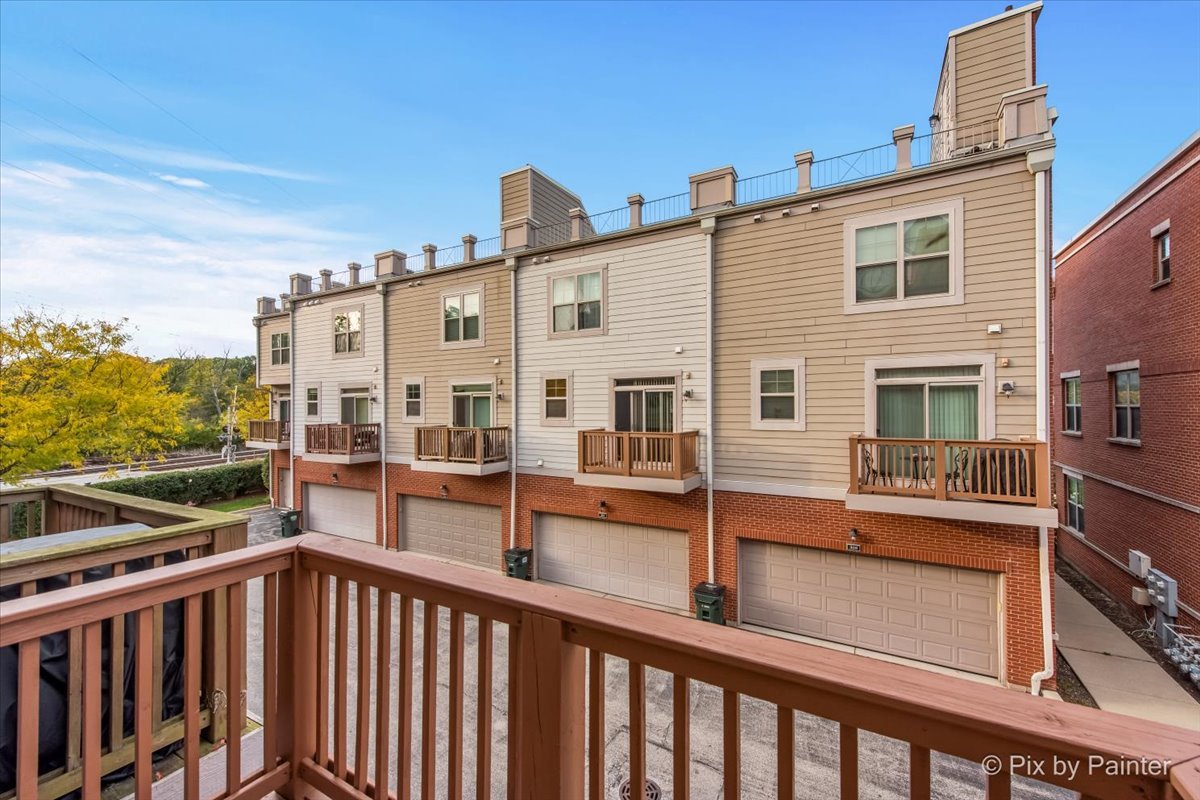 307 Narragansett Avenue, Morton Grove, IL 60053