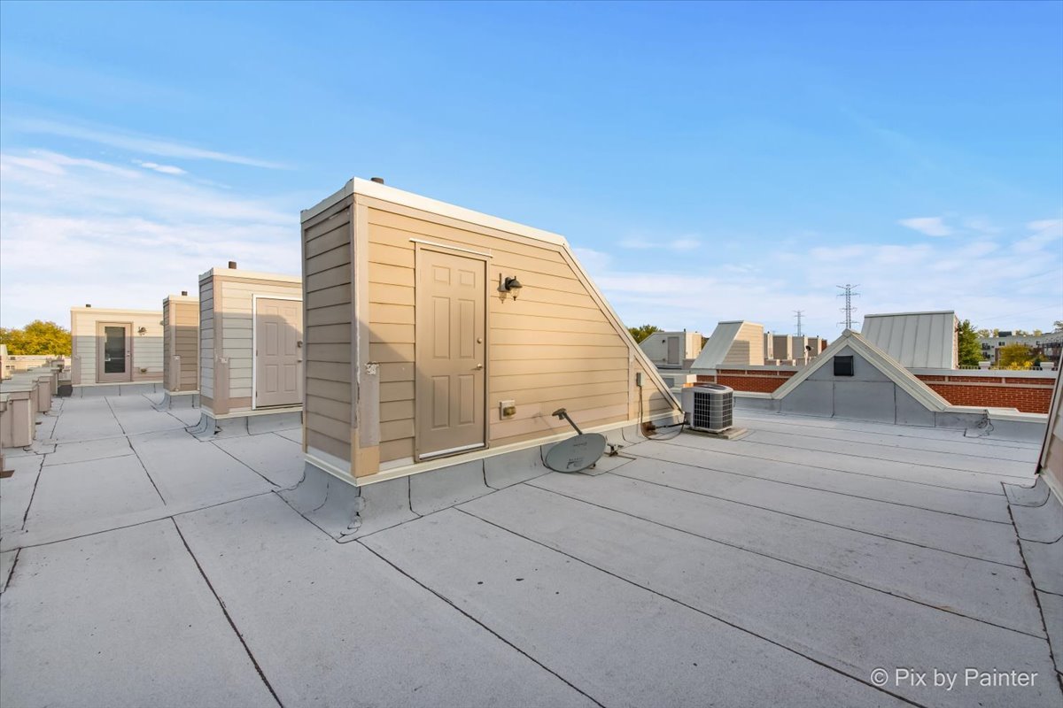 307 Narragansett Avenue, Morton Grove, IL 60053