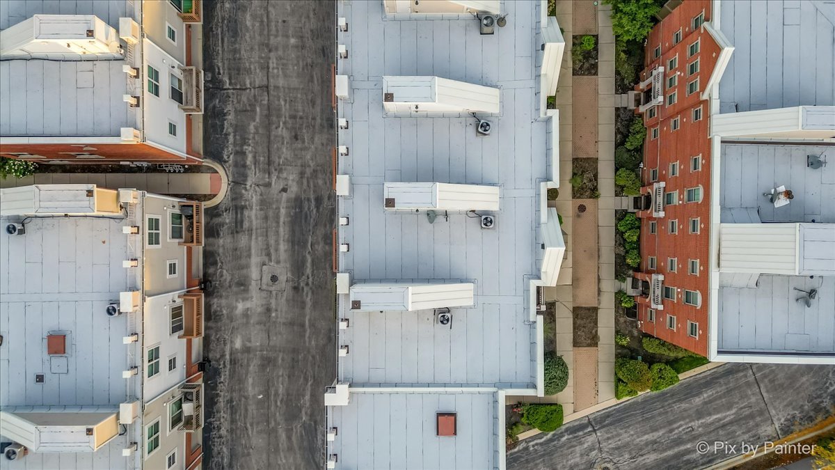 307 Narragansett Avenue, Morton Grove, IL 60053