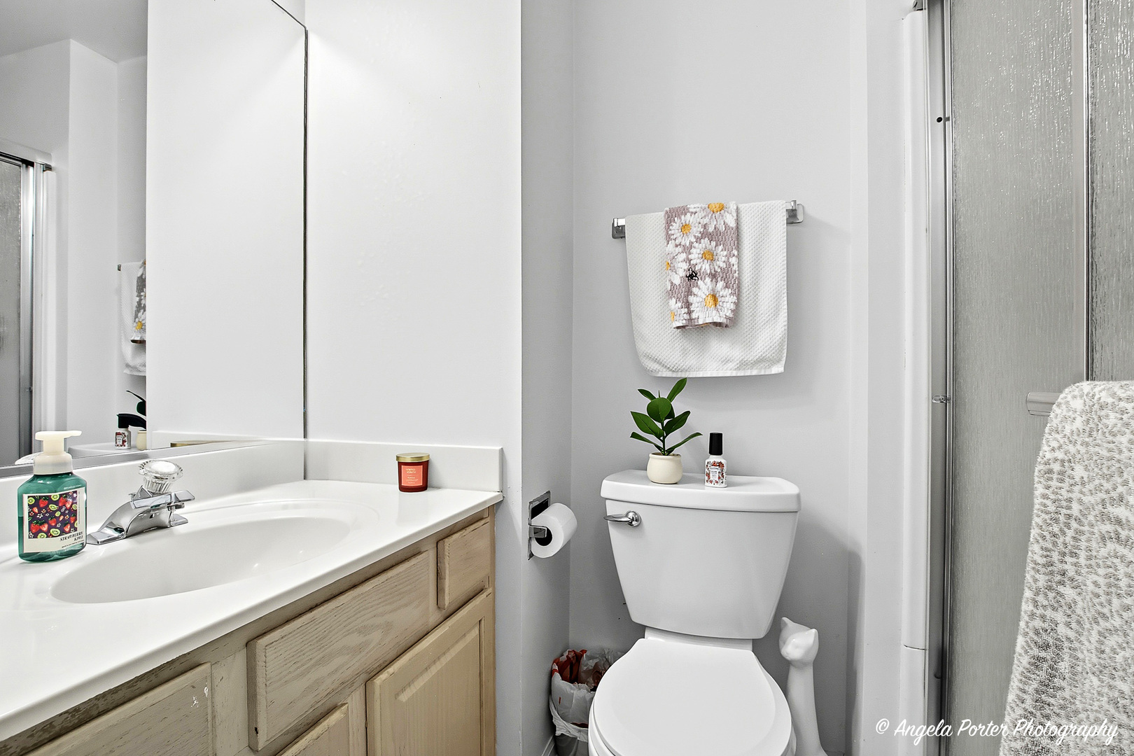 30 S Macgillis Drive #20-1, Round Lake, IL 60073