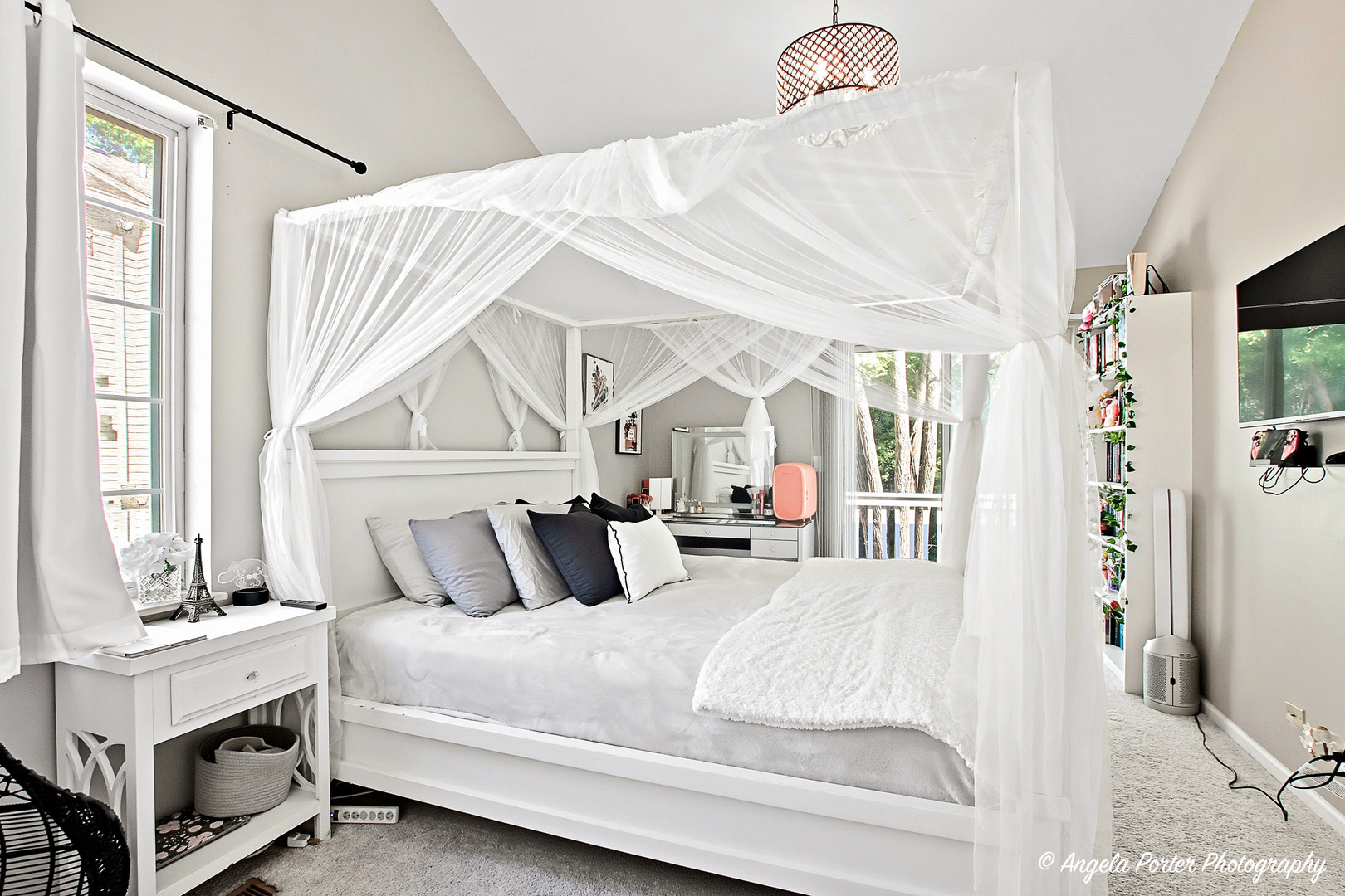 30 S Macgillis Drive #20-1, Round Lake, IL 60073