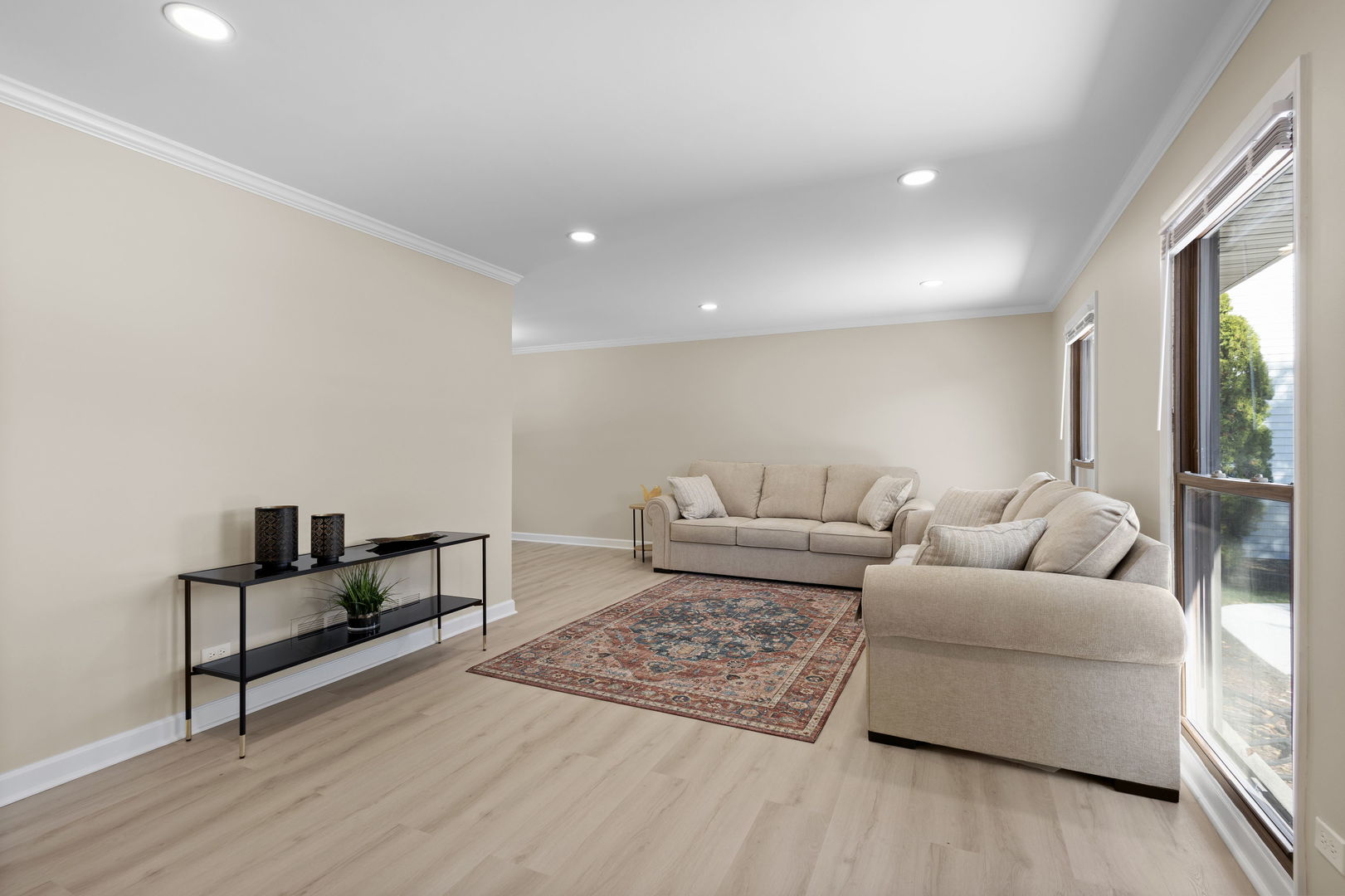 7S610 Lynn Drive, Naperville, IL 60540